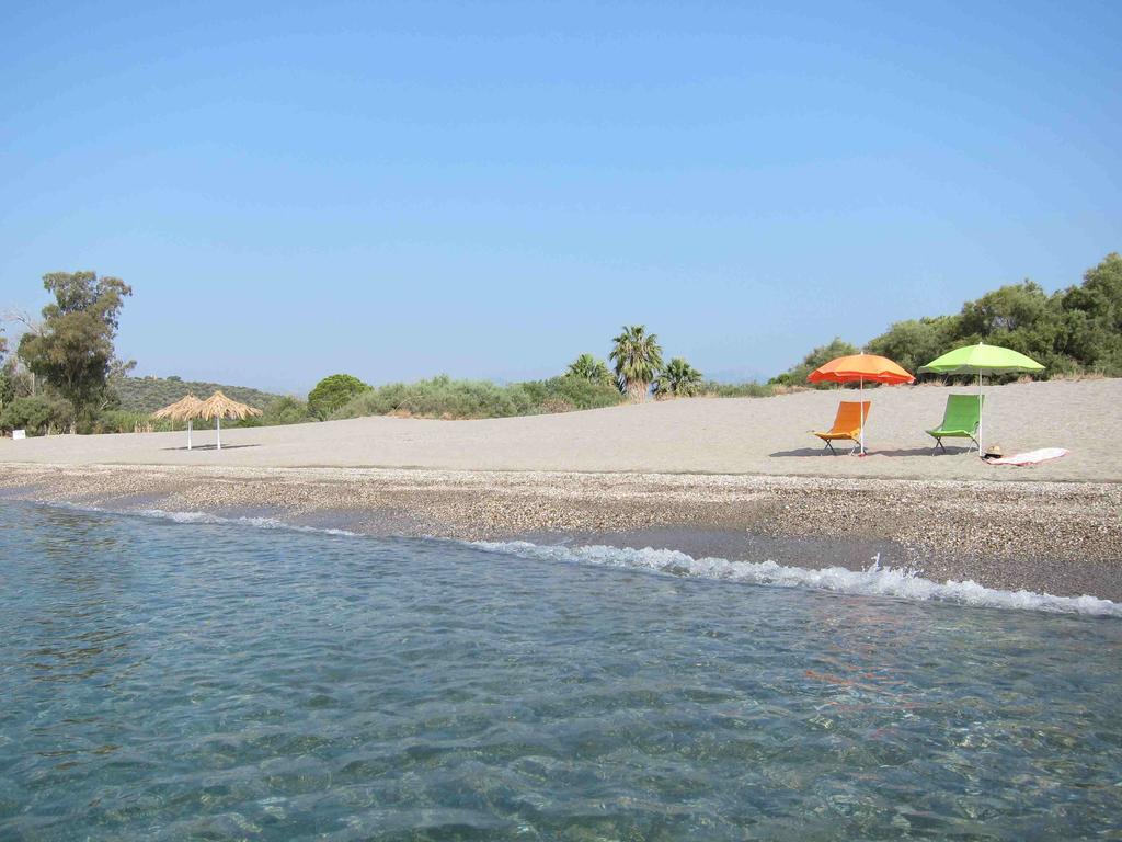 Estia Holiday Gythio Exterior foto