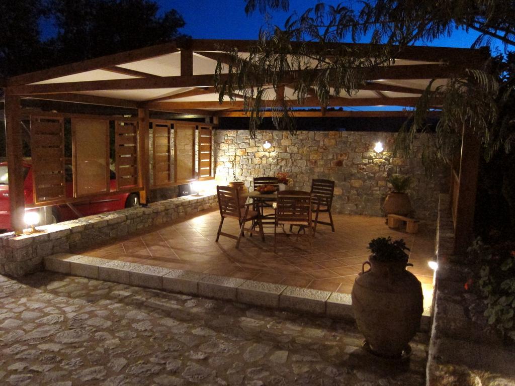 Estia Holiday Gythio Exterior foto